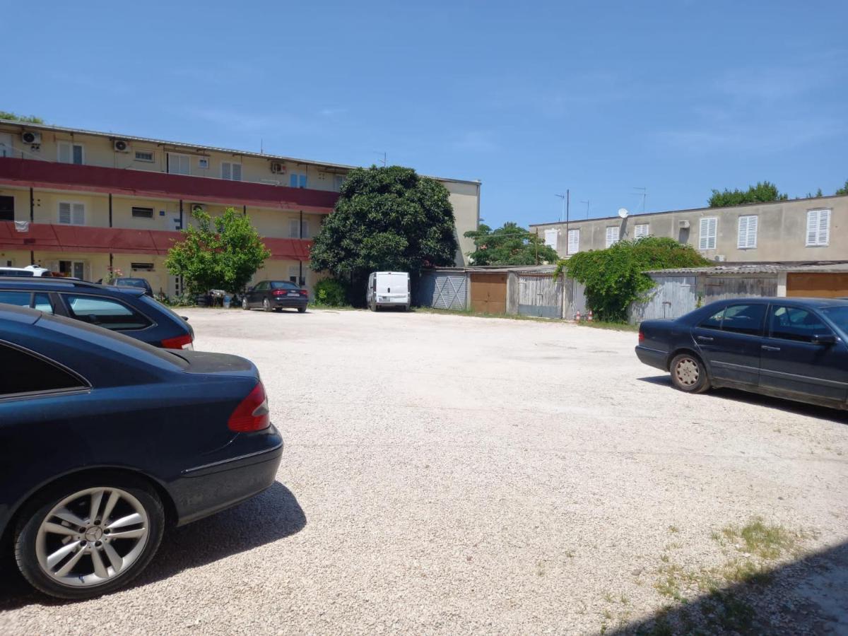 Apartman Zara Eksteriør bilde